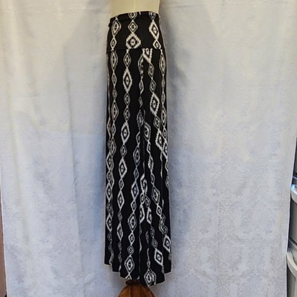 Cantata Boho/Western Maxi Skirt or Dress - Picture 4 of 11